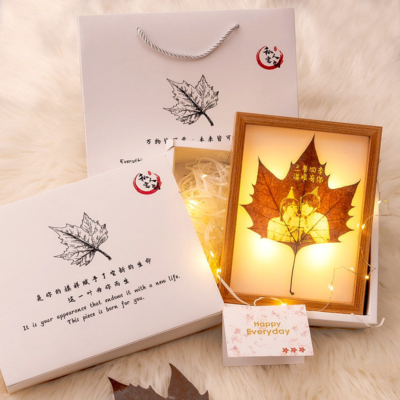 Custom Photo Engraved Sycamore Leaf Keepsake – Personalized Gift for Couples, Best Friends, Him or Her | Perfect for Birthday, Anniversary, Valentine's Day & Wedding