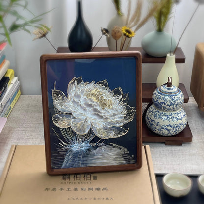 Authentic Chinese Intangible Cultural Heritage Copper Art – Hand-Chiseled Lucky Water Lily with Light & Shadow Effect, Exquisite Desk Sculpture for Gifting