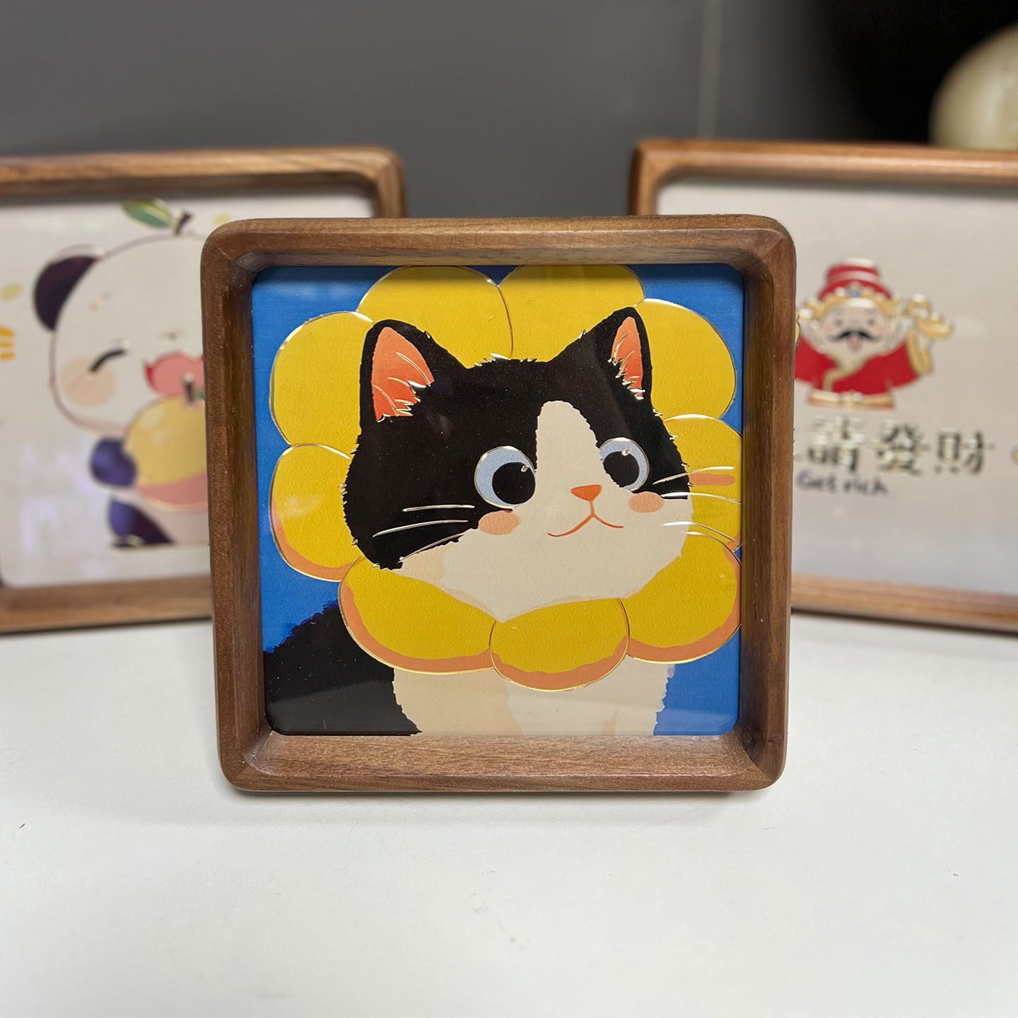 Adorable Kitten Copper Relief Sculpture – Exquisite Hand-Engraved Artisan Craft for Desk or Tabletop, Perfect Gift for Housewarming or Birthdays